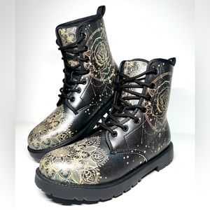 Golden Lotus Handcrafted boots Size Women 8 Men size 6